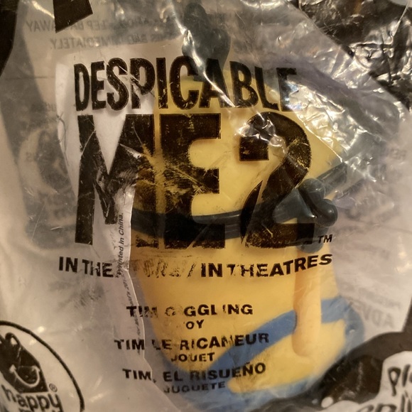Set of 7 Despicable Me2 Happy Meal Toys - Picture 7 of 11
